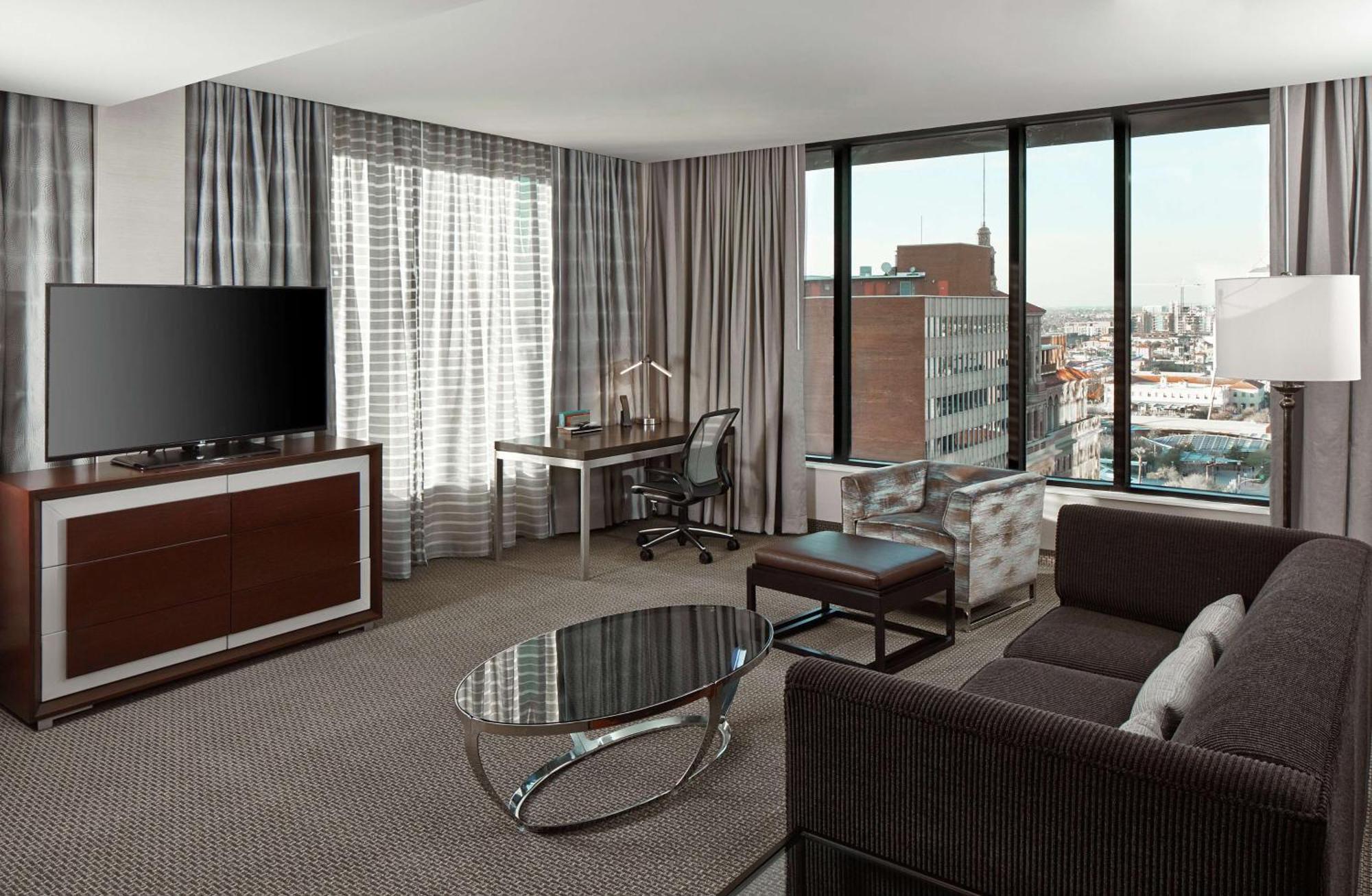 Hilton Garden Inn Phoenix Downtown Dış mekan fotoğraf